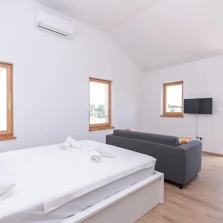 Brand New W Balcony & Perfect Seaview At Center Apartment Hvar Town