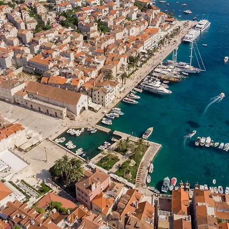 Apartment Brand New W Balcony & Perfect Seaview At Center Hvar Town